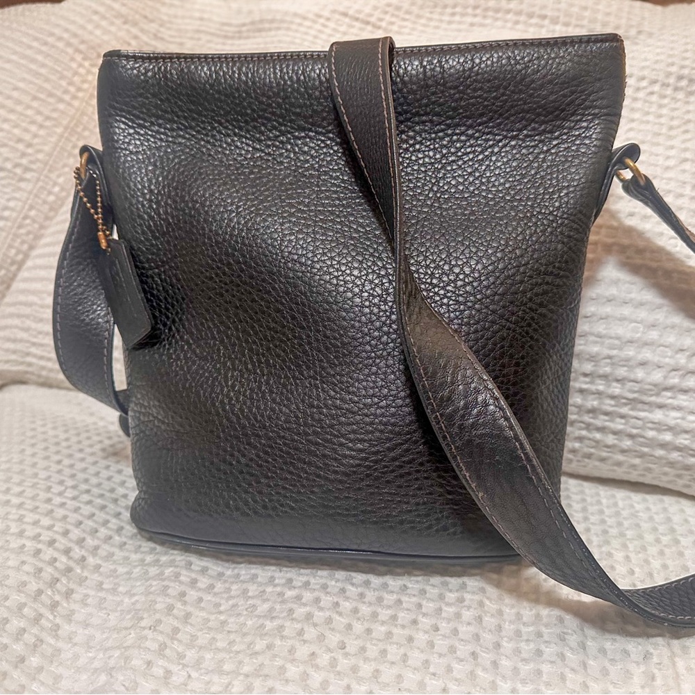 Coach Vintage Black Pebbled Leather Crossbody Bag Adjustable Strap Made In Italy